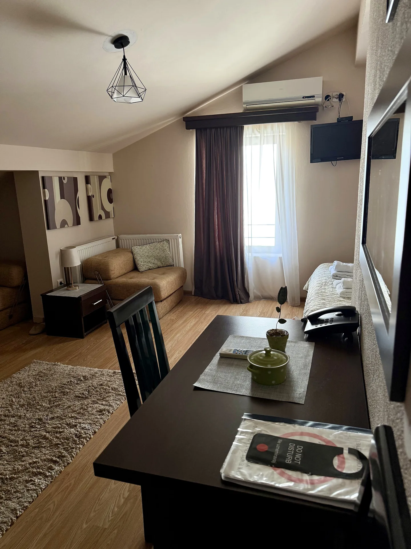 Apartment 9